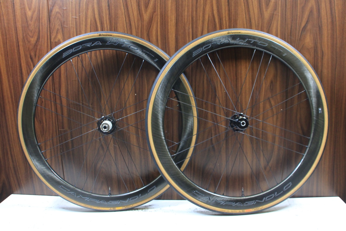 ○Campagnolo カンパニョーロ BORA WTO 45 DB シマノ 11/12s対応 クリンチャー チューブレス 2WAYFIT カーボンホイールセット 中古)Campagnolo (カンパニョーロ) BORA WTO 45 2WAY-FIT