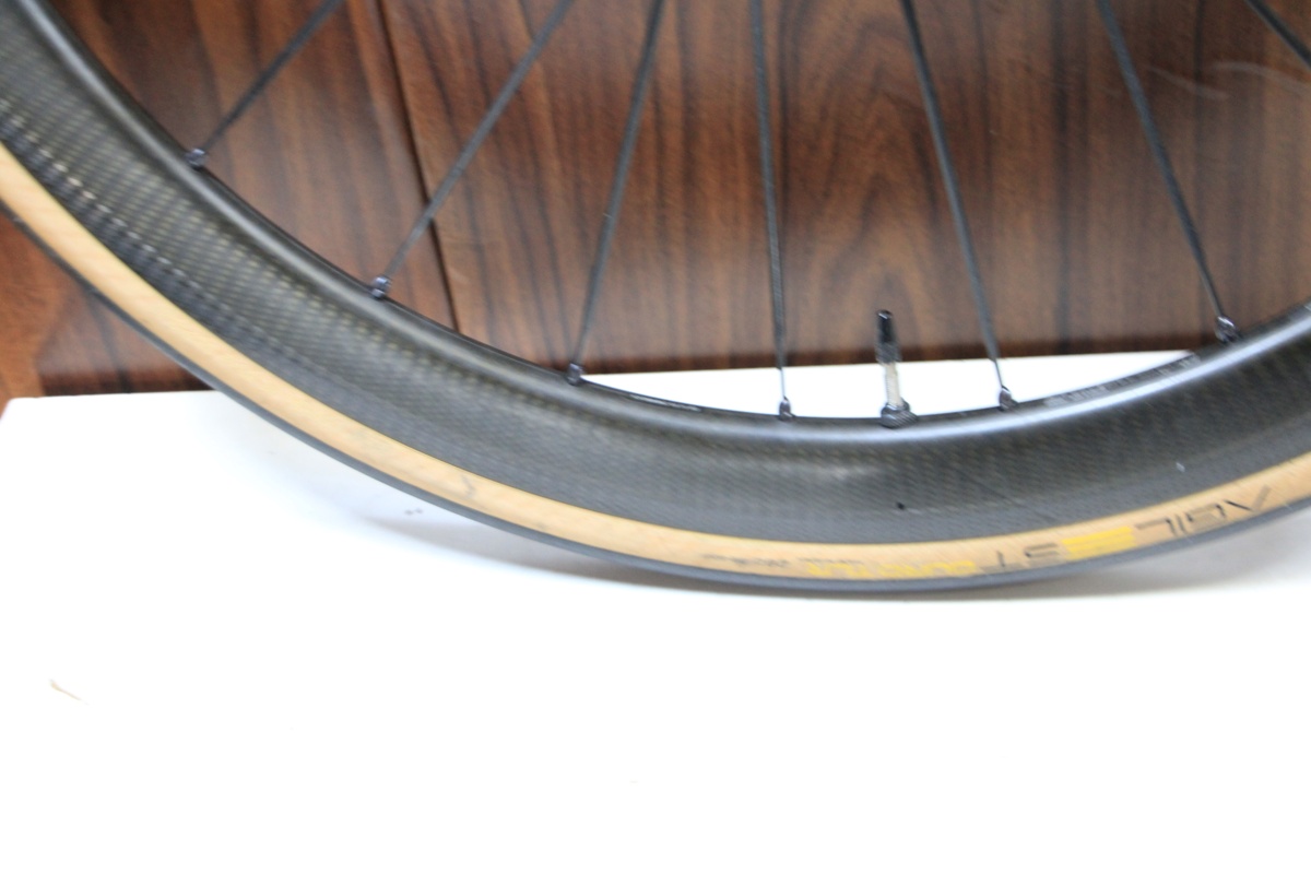 Mavic Cosmic SLR 40 Carbon Wheelset Clincher Tubeless Shimano Free