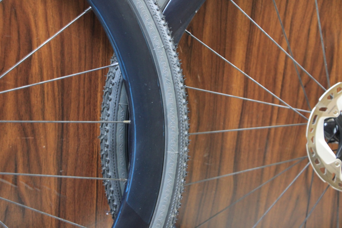 Fulcrum Airbeat 400 DB XDR Clincher Tubeless Carbon Wheelset SRAM