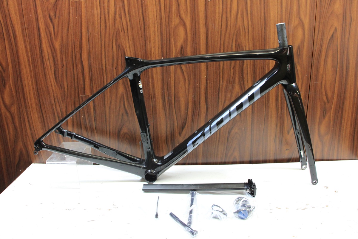 SONE豚　GIANT TCR ADVANCED 2 The Total Race Bike | TCR Advanced 2 PC | Giant Bicycles US