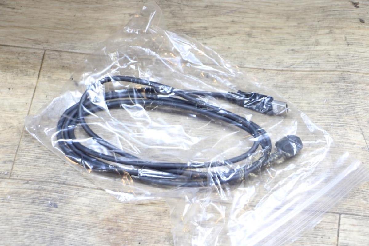 参考画像 1996年、カワサキはNinja ZX-7Rを発売しました これはレース